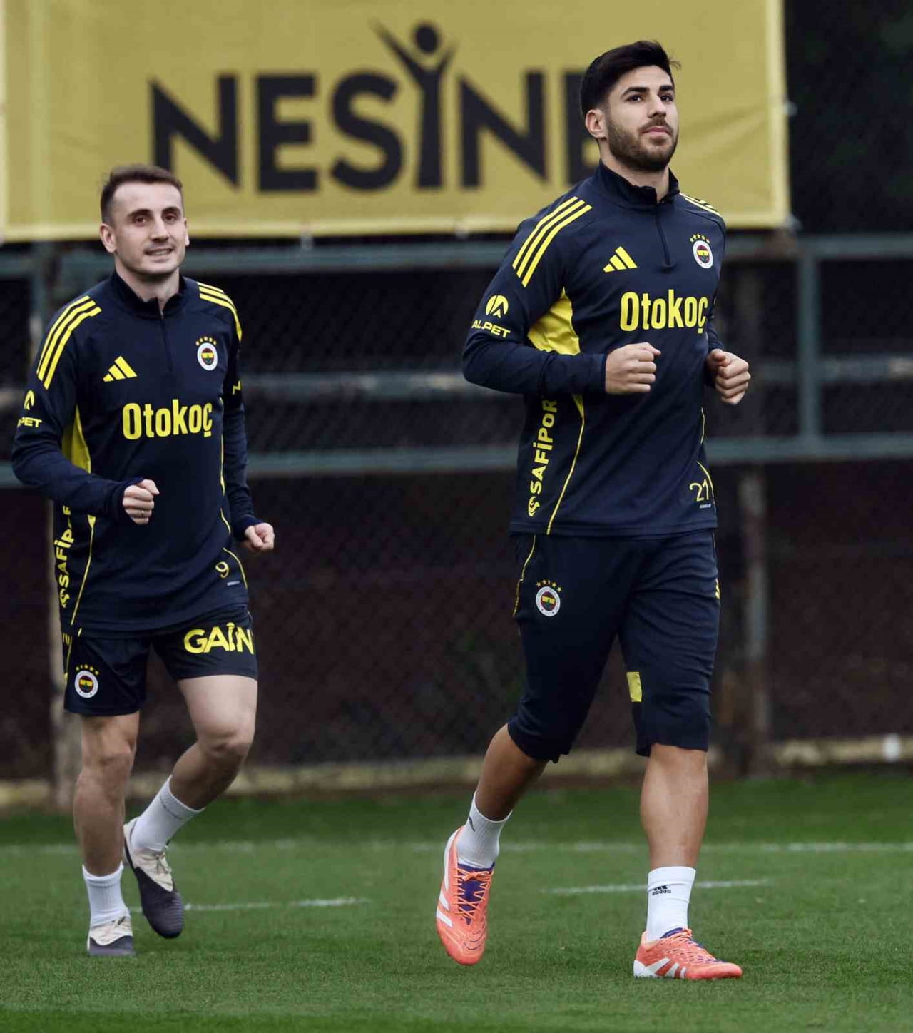 FENERBAHÇE, YARIN EVİNDE BEŞİKTAŞ İLE OYNAYACAĞI ZİRAAT TÜRKİYE KUPASI C GRUBU İLK HAFTA MAÇININ...