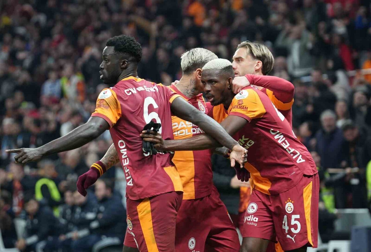 GALATASARAY, SAMSUNSPOR’A KARŞI ÜST ÜSTE 9. GALİBİYETİNİ ELDE ETTİ.