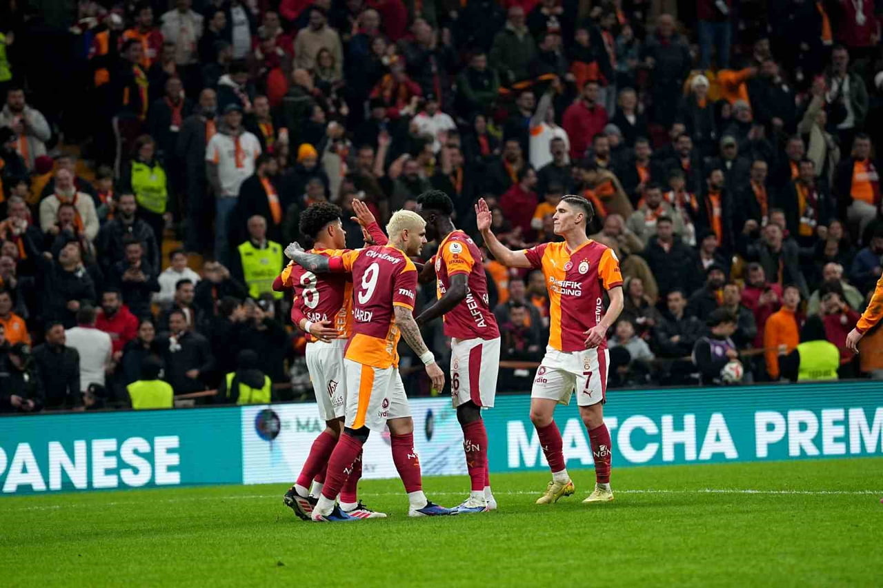 GALATASARAY, TRENDYOL SÜPER LİG’İN 17. HAFTASINDA EVİNDE OYNADIĞI KASIMPAŞA’YA KARŞI 2 MAÇ SONRA...
