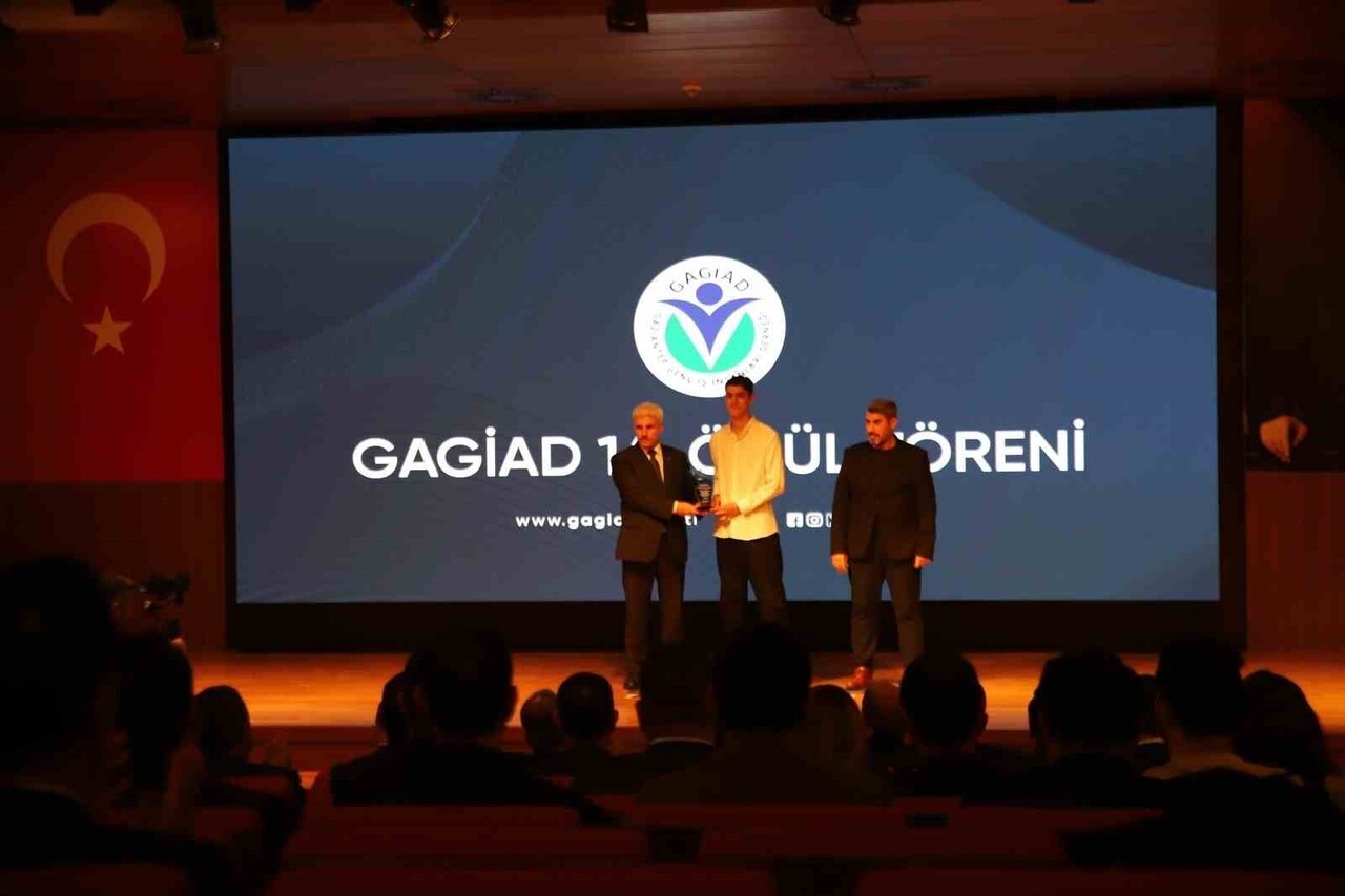 GAZİANTEP GENÇ İŞ İNSANLARI DERNEĞİ (GAGİAD) TARAFINDAN GAZİANTEP'İN ÖNCÜ İSİMLERİNİ VE...