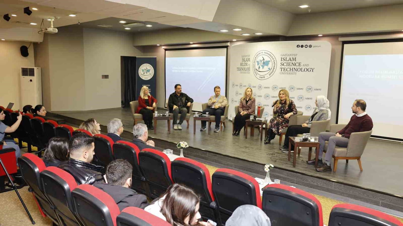 GAZİANTEP İSLAM BİLİM VE TEKNOLOJİ ÜNİVERSİTESİ (GİBTÜ) EV SAHİPLİĞİNDE DÜZENLENEN "YOĞUN BAKIM...