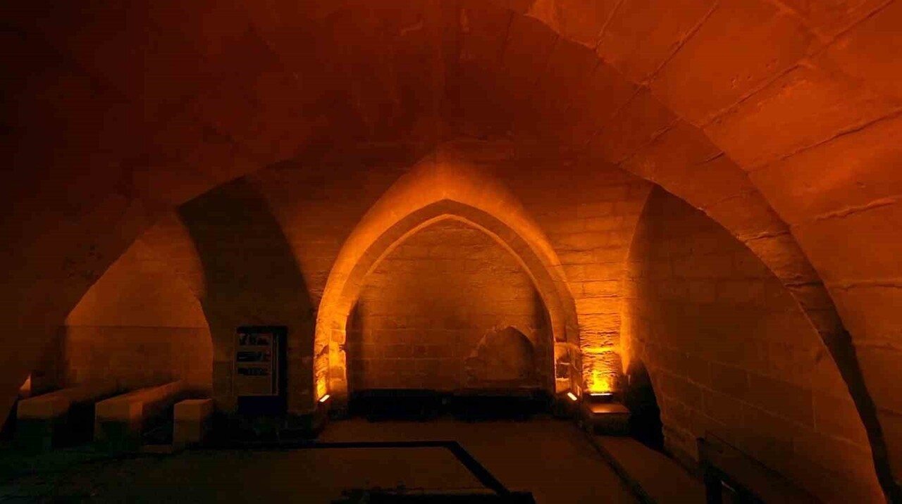 GAZİANTEP’TEKİ TARİHİ KASTELLER FOTOĞRAF TUTKUNLARINI CEZBEDİYOR