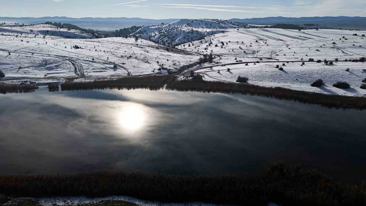 GEÇTİĞİMİZ GÜN ETKİLİ OLAN KAR YAĞIŞI SEBEBİYLE BEYAZA BÜRÜNEN BOLU’NUN GEREDE İLÇESİ...