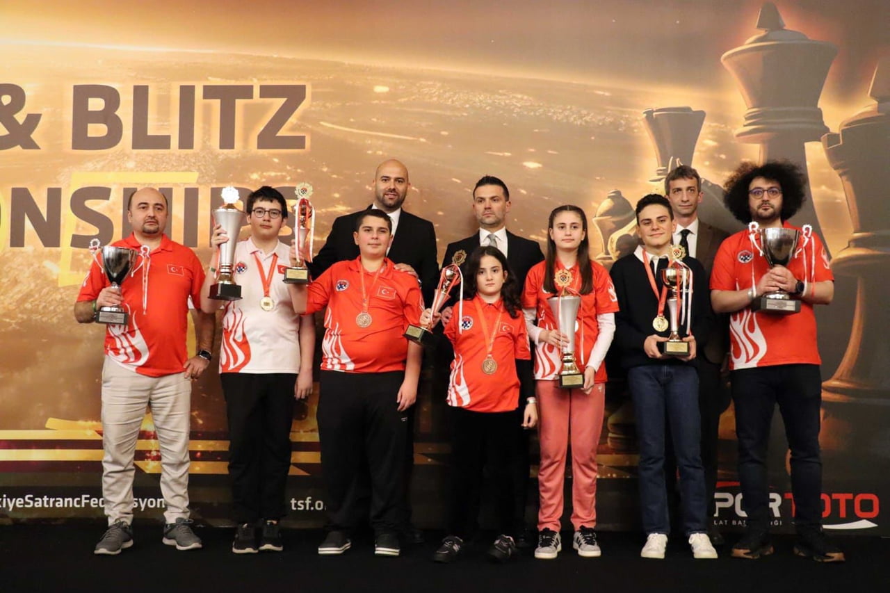 GENÇLİK VE SPOR BAKANI OSMAN AŞKIN BAK, ANTALYA’DA DÜZENLENEN DÜNYA 9-17 YAŞ GRUPLARI HIZLI VE...