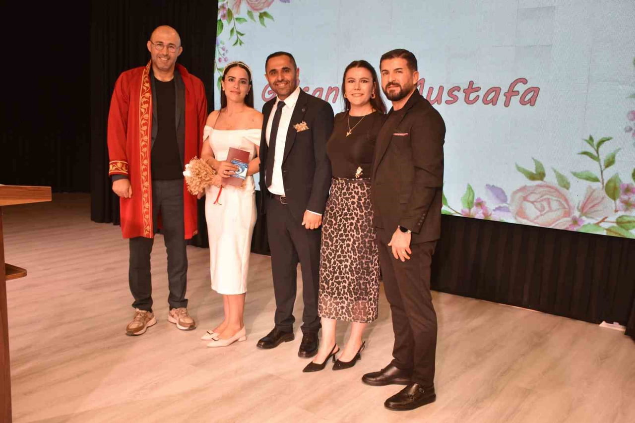 GERMENCİK BELEDİYESİ 2025 YILINDA ÇİFTLERİN MUTLULUĞUNA EV SAHİPLİĞİ YAPARKEN, HAYATLARINI...