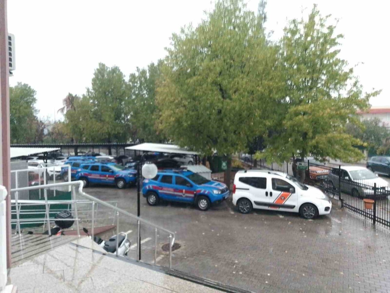 GÖÇMEN KAÇAKÇILIĞI OPERASYONUNDA 10 TUTUKLAMA