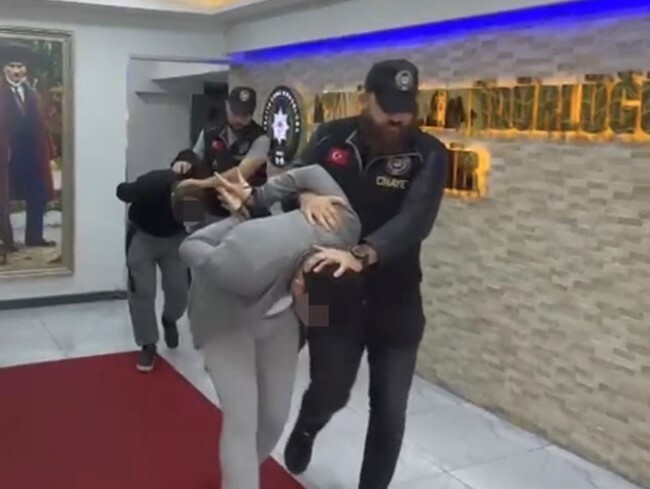 GÖZALTINA ALINAN M.A TUTUKLANIRKEN, DİĞER 2 KİŞİ SERBEST KALDI