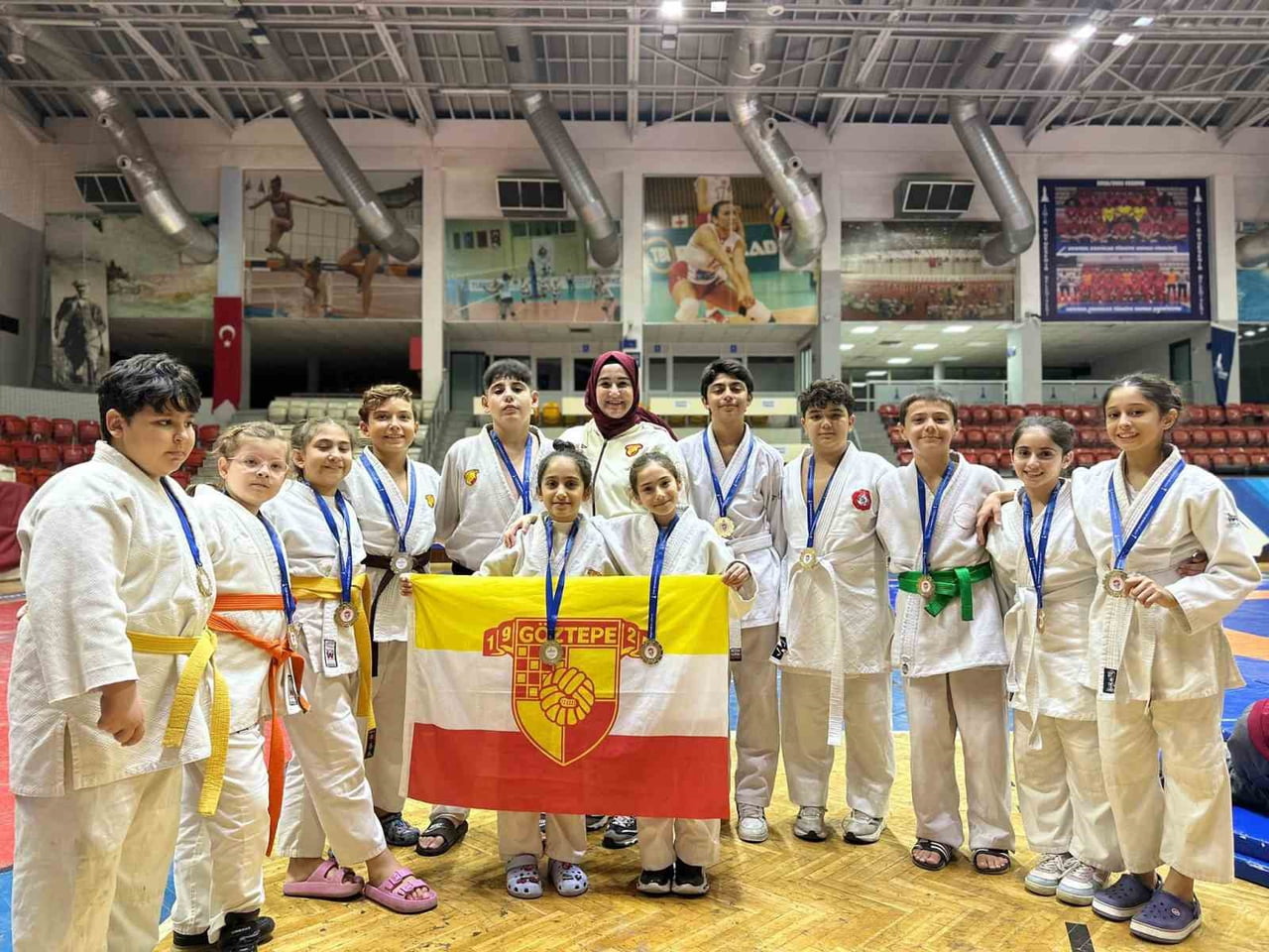 GÖZTEPE, 100. YILINDA OLİMPİK BRANŞLARDA BAŞARIDAN BAŞARIYA İMZA ATTI