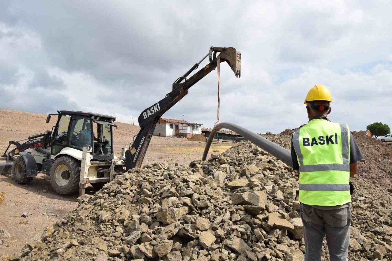 HACIHÜSEYİN'E YENİ İÇME SUYU HATTI