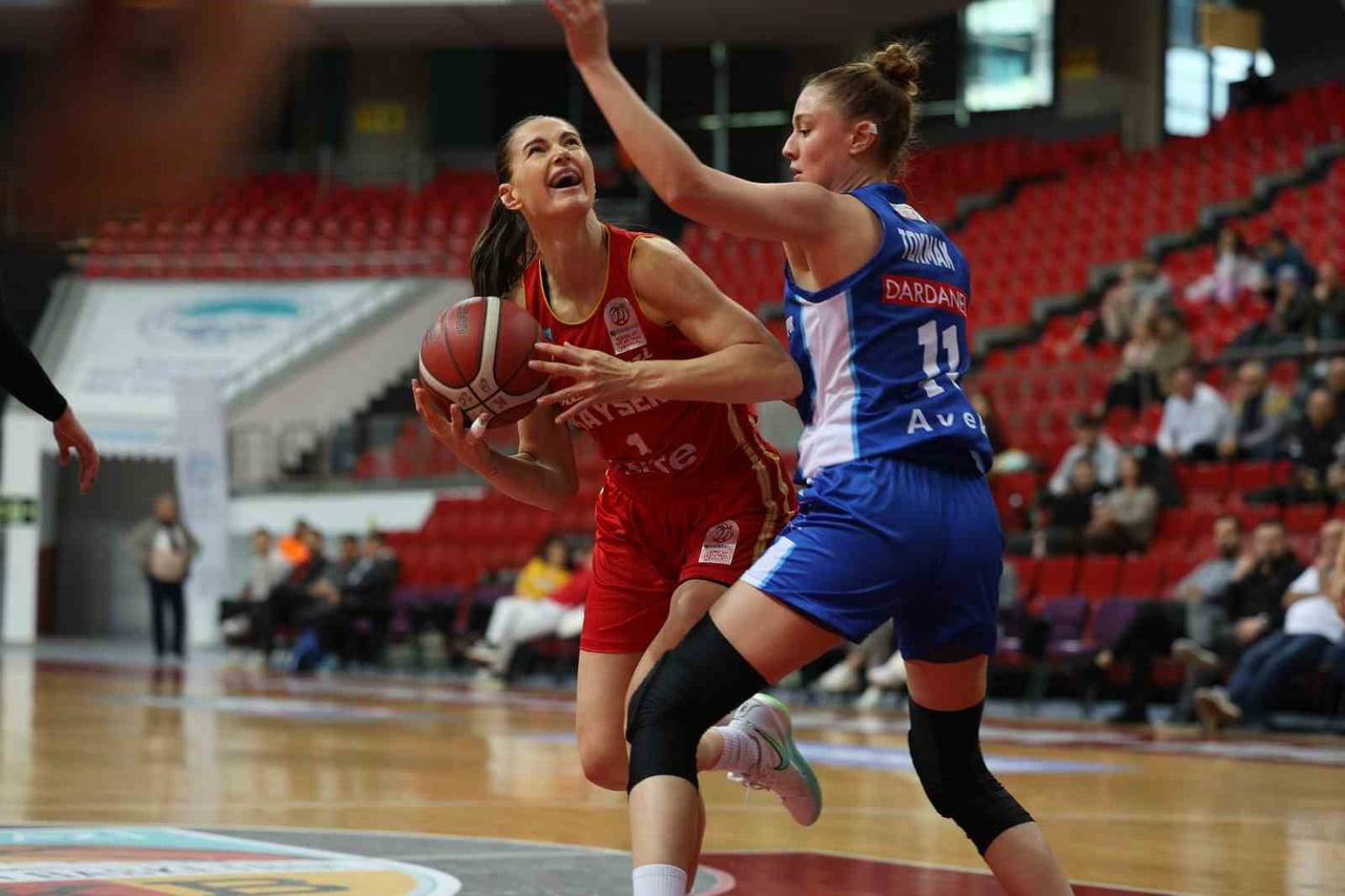 HALKBANK KADINLAR BASKETBOL SÜPER LİGİ 12. HAFTASINDA MELİKGAZİ KAYSERİ BASKETBOL, SAHASINDA...