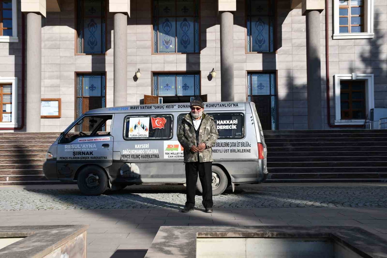 HATAY'IN DÖRTYOL İLÇESİNİN DAMAKLARDA TAT BIRAKAN MANDALİNASINI SINIR BÖLGESİNDE GÖREV YAPAN...