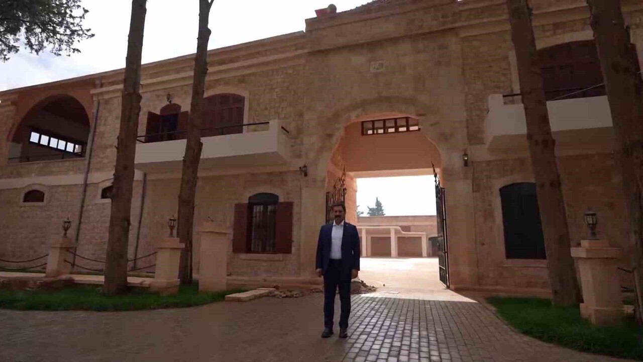 HATAY’IN  REYHANLI İLÇESİNDE BULUNAN VE TÜRK SİNEMASINDA BİR ÇOK FİLME EV SAHİPLİĞİ YAPAN FATİH...