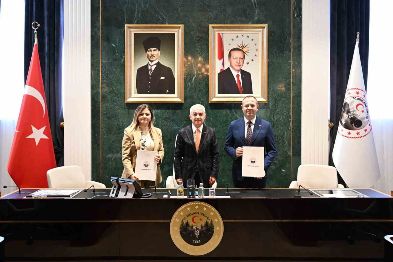 HAZIRLANAN PROTOKOL, KIRKLARELİ VALİSİ UĞUR TURAN, BELEDİYE BAŞKANI DERYA BULUT VE ÇEVRE...