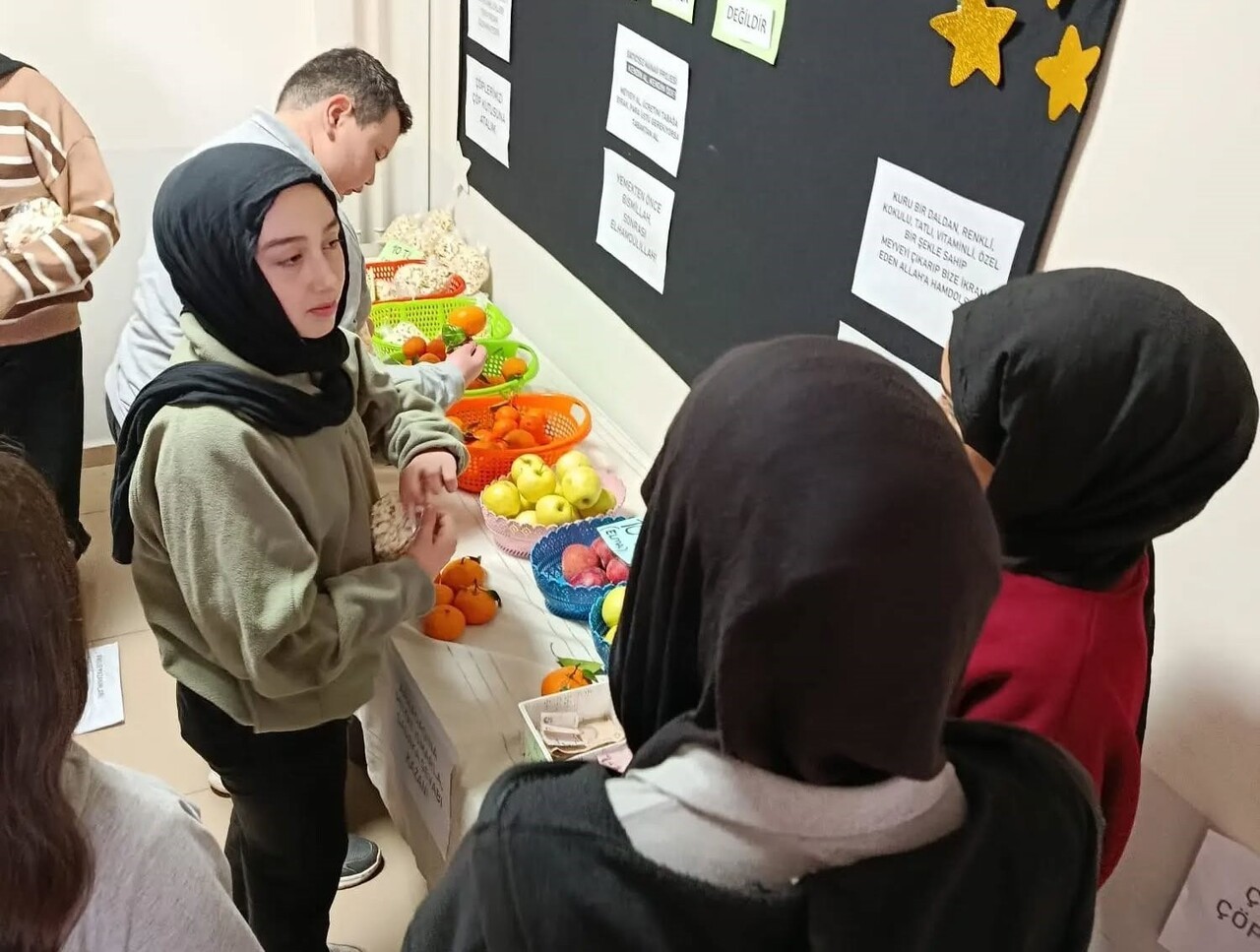 HİSARCIK AİHL’DE DÜRÜSTLÜK MARKETİ AÇILDI