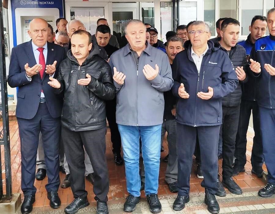 HİSARCIK BELEDİYESİ’NE YENİ ÇÖP TOPLAMA ARACI