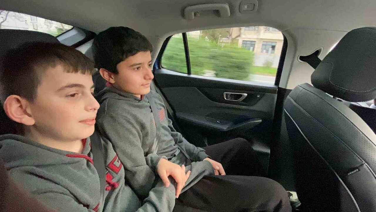 HOPA KAYMAKAMI ABDULLAH ARSLANTÜRK, TÜRKİYE'NİN YERLİ VE MİLLİ OTOMOBİLİ TOGG'UN YENİ MODELİ T10F...