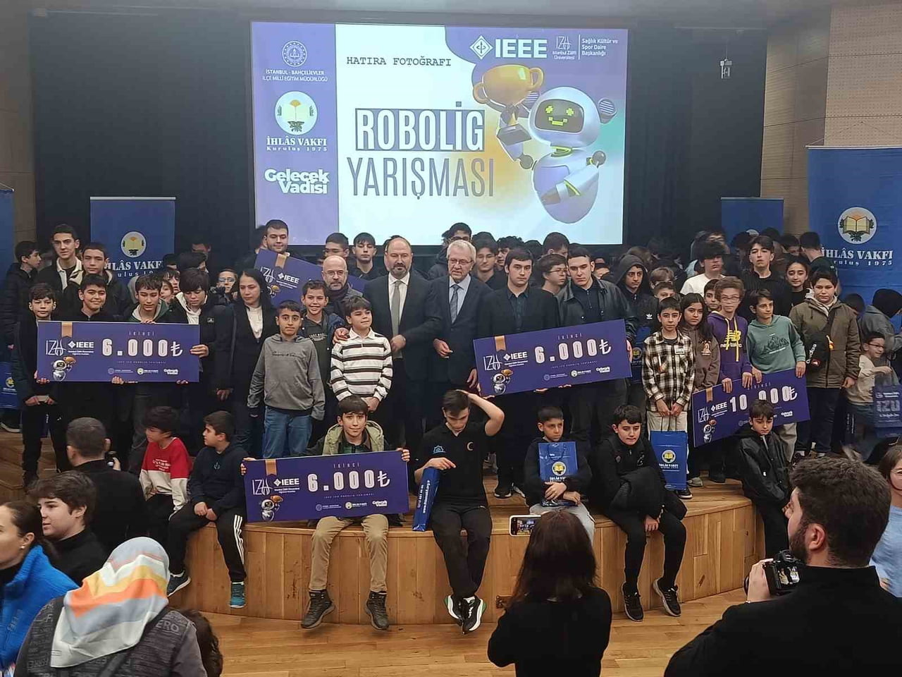 İHLAS VAKFI, BAHÇELİEVLER İLÇE MİLLÎ EĞİTİM MÜDÜRLÜĞÜ İŞ BİRLİĞİ VE GELECEK VADİSİ SPONSORLUĞUNDA...