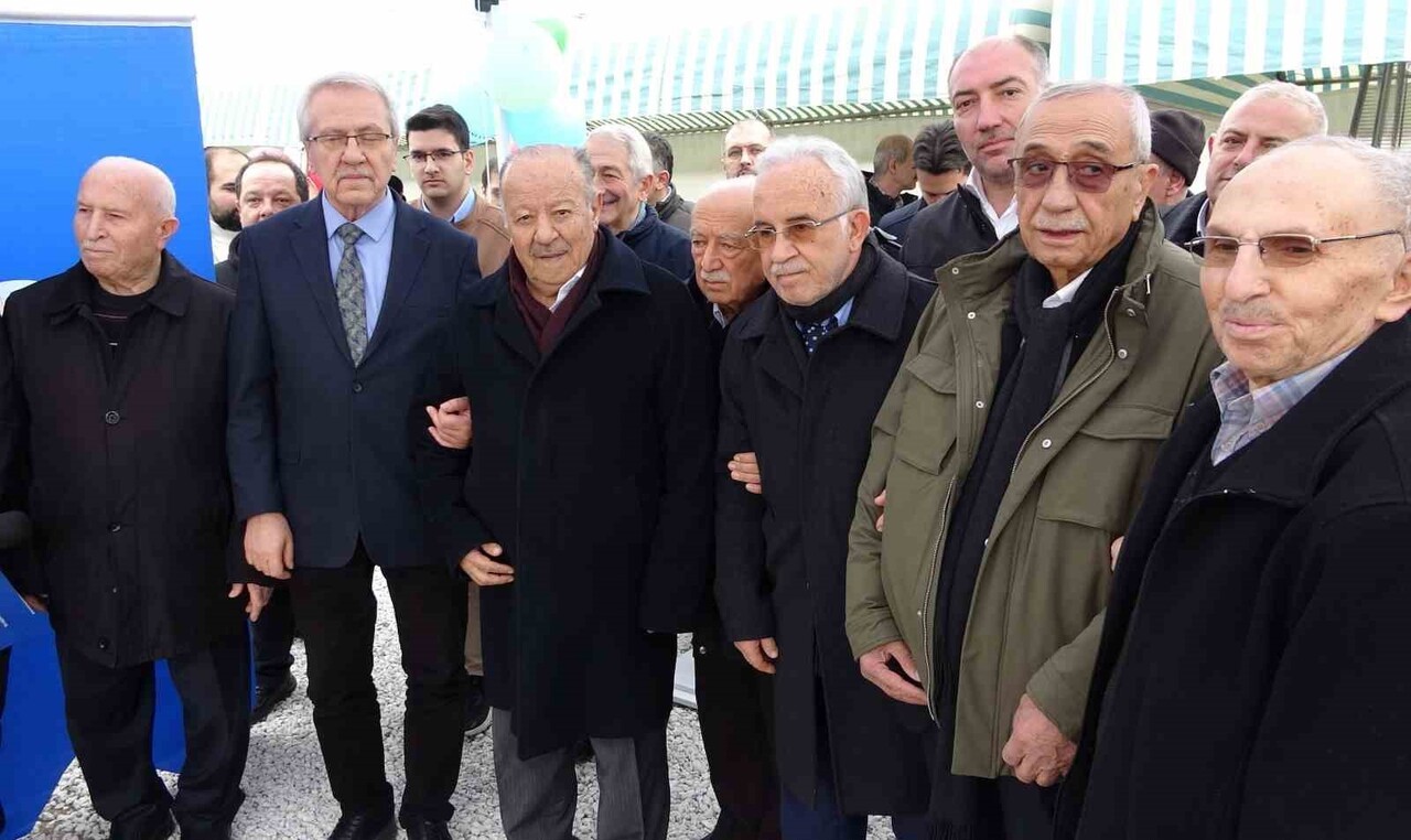 İHLAS VAKFI KÜTAHYA ERKEK ÖĞRENCİ YURDU'NUN TEMELİ ATILDI