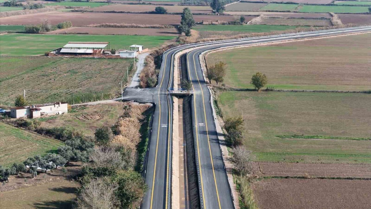 İNCİRLİOVA İLE AYDIN ŞEHİR HASTANESİ ARASINDA YOL YAPIM ÇALIŞMALARI TAMAMLANDI