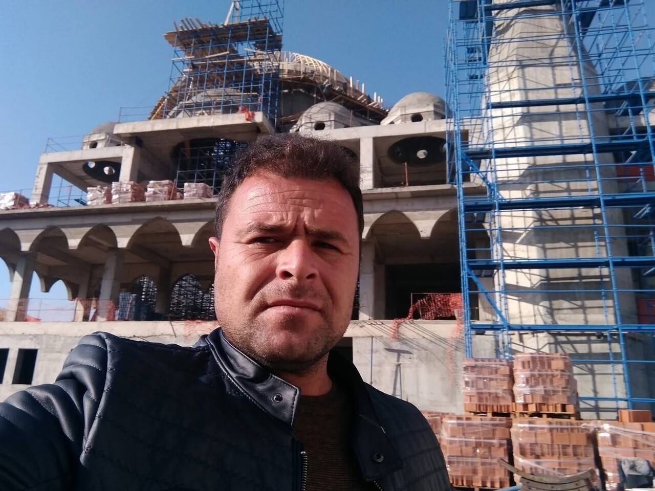 İSKELEDEN DÜŞEREK HAYATINI KAYBEDEN İŞÇİ