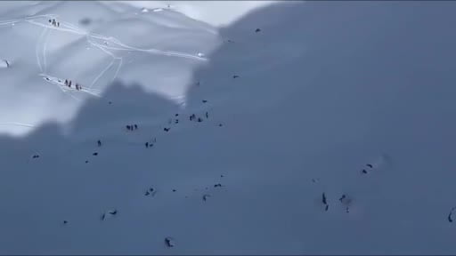 İspanya'nın Aragon bölgesindeki kayak merkezinde çığ düşmesi sonucu 3 kişi hayatını...