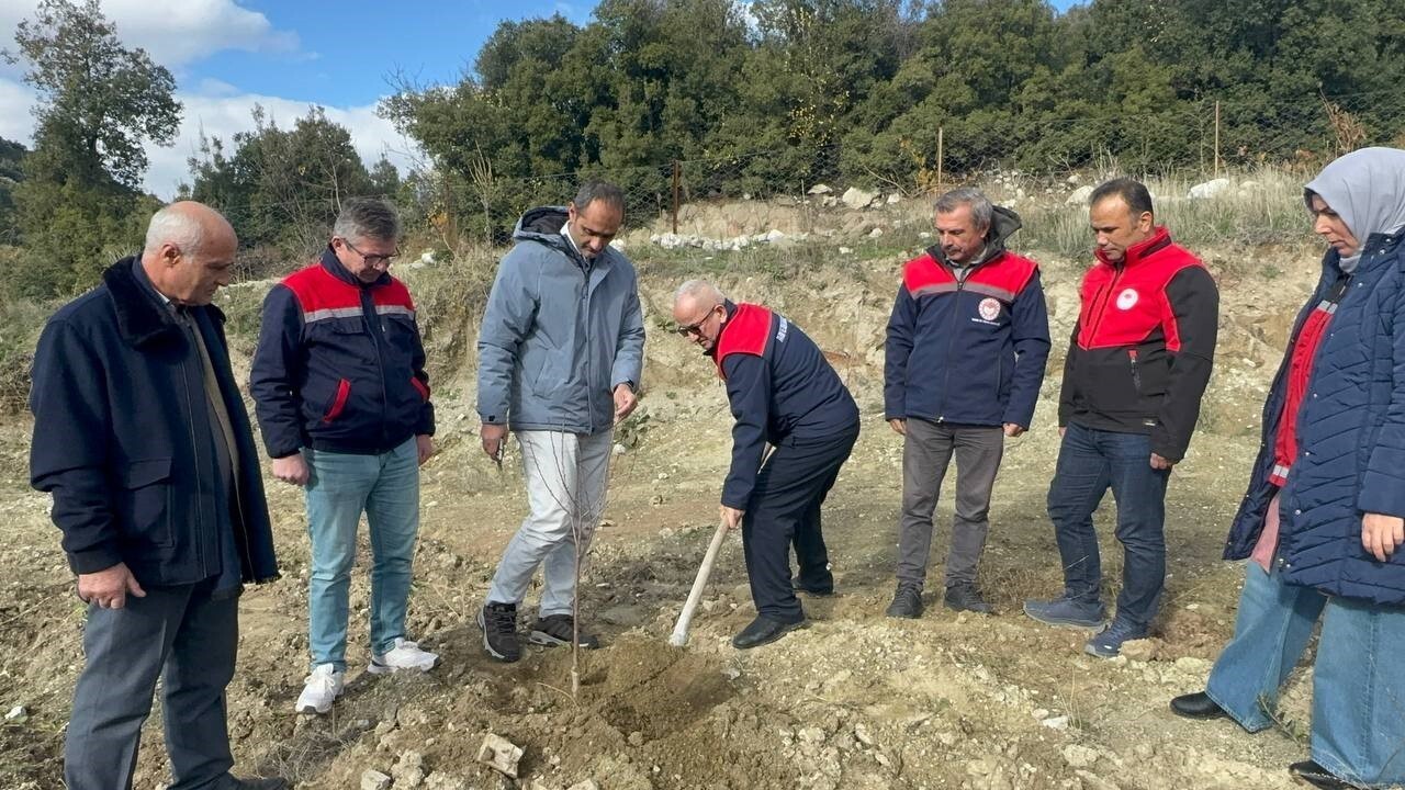 ISPARTA’NIN EĞİRDİR İLÇESİNDE SON YILLARDA ARTAN KURAKLIK, ÇİFTÇİLERİ ALTERNATİF ÜRETİM...