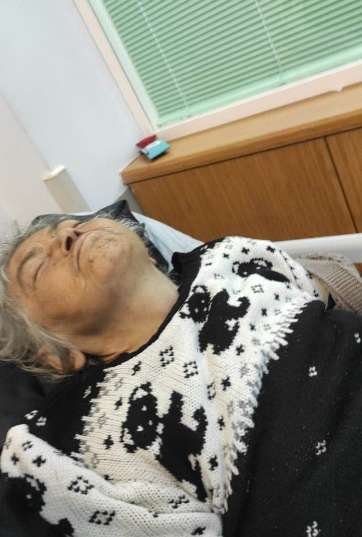 İSTANBUL'UN SULTANGAZİ İLÇESİNDE ÖZEL BİR DİYALİZ MERKEZİNDE TEDAVİ GÖREN 75 YAŞINDAKİ DİYALİZ...