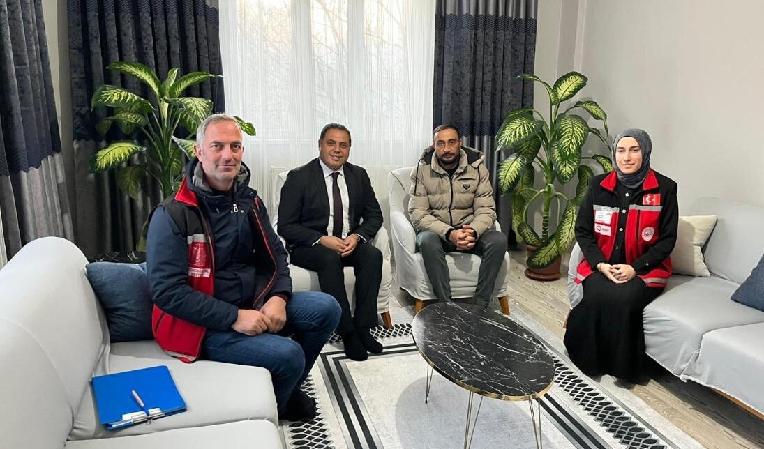 KAĞIZMAN’DA ŞEHİT AİLELERİ ZİYARET EDİLDİ(KARS-İHA)