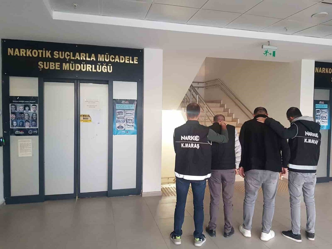 KAHRAMANMARAŞ'TA DÜZENLENEN UYUŞTURUCU OPERASYONUNDA 3 KİŞİ TUTUKLANDI