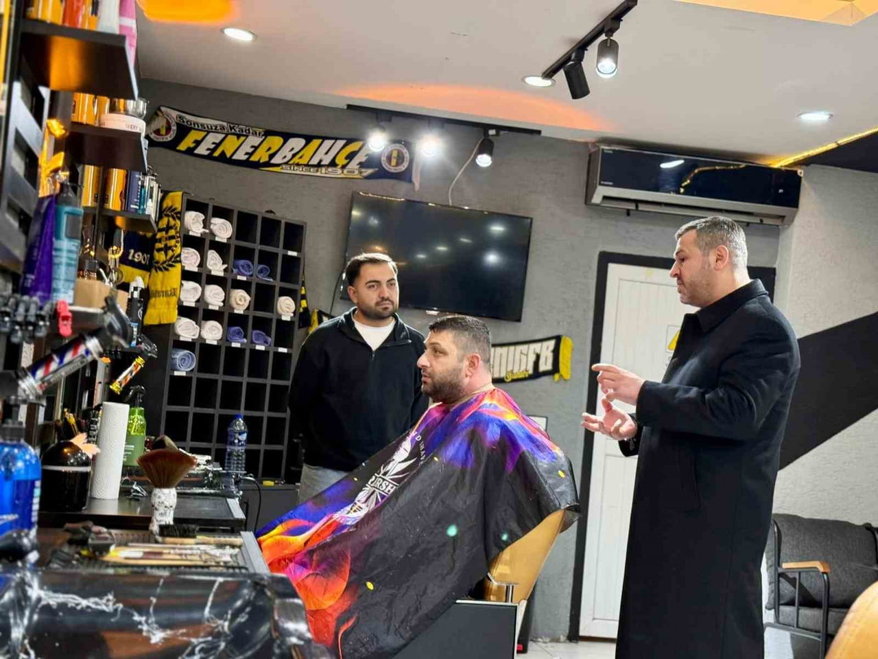 KARABÜK BELEDİYE BAŞKANI ÖZKAN ÇETİNKAYA, 100. YIL MAHALLESİ’NDE FAALİYET GÖSTEREN ESNAFLARI...