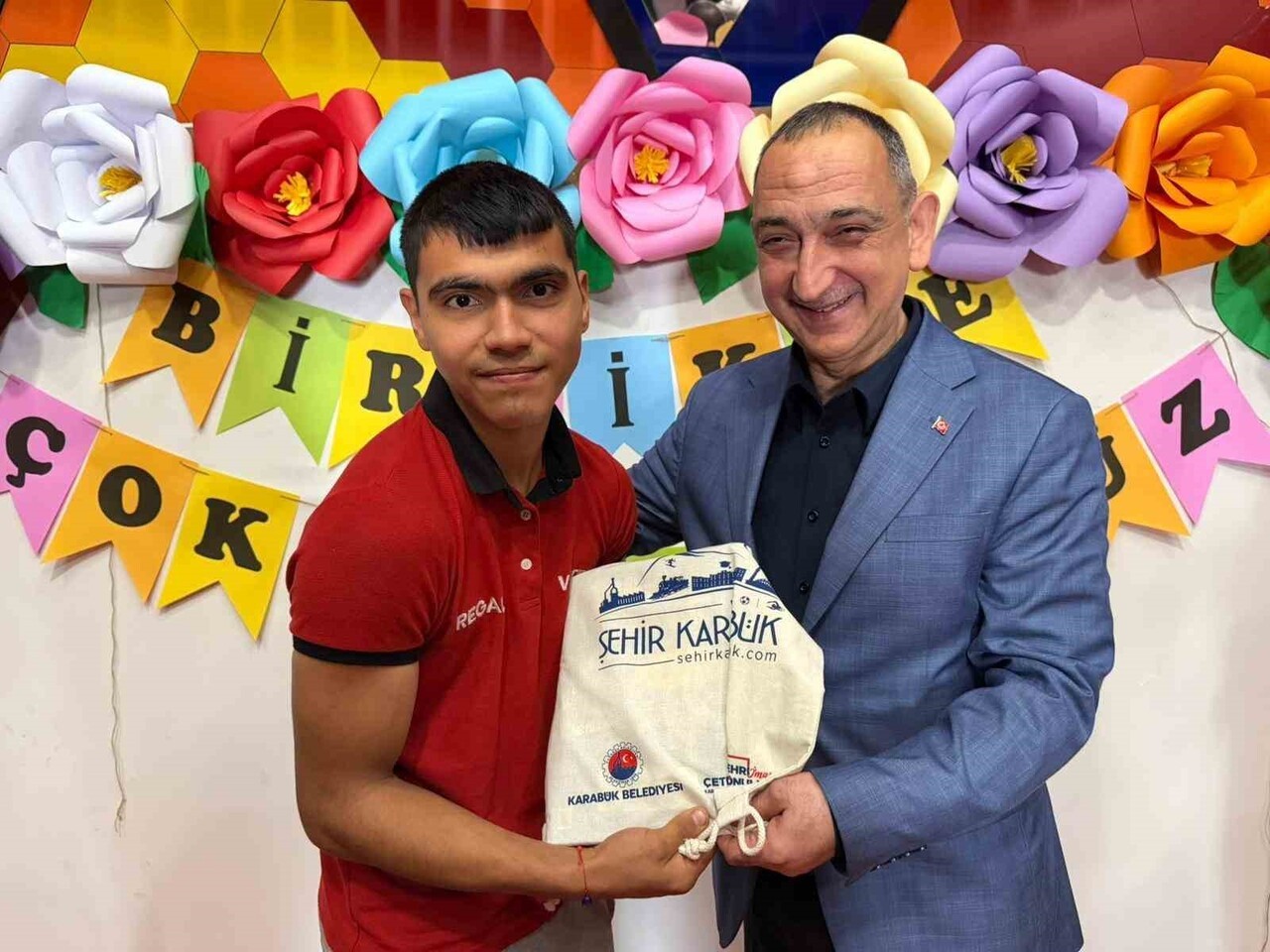 KARABÜK BELEDİYESİ’NE BAĞLI BİLİM MERKEZİ, 3 ARALIK DÜNYA ENGELLİLER GÜNÜ DOLAYISIYLA ÖZEL...