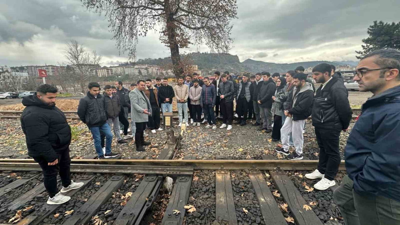 KARABÜK ÜNİVERSİTESİ (KBÜ) YENİCE MESLEK YÜKSEKOKULU RAYLI SİSTEMLER MAKİNE TEKNOLOJİSİ BÖLÜMÜ...