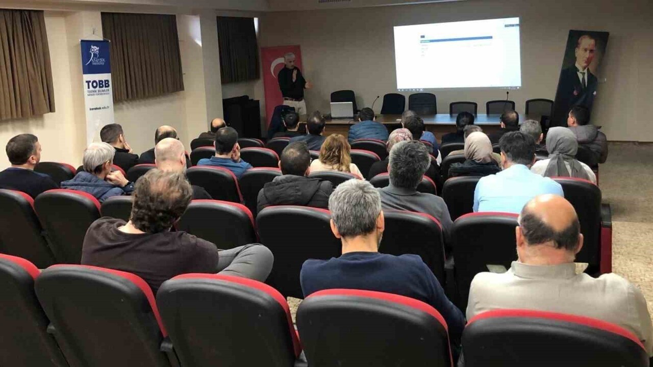 KARABÜK ÜNİVERSİTESİ TOBB TEKNİK BİLİMLER MESLEK YÜKSEKOKULUNDA DÜZENLENEN EĞİTİMDE, ERASMUS...