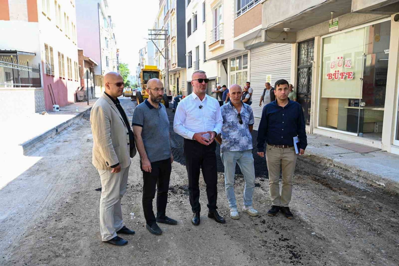 KARACABEY’DE 2025 YILI ASFALT SEFERBERLİĞİ TAMAMLANDI