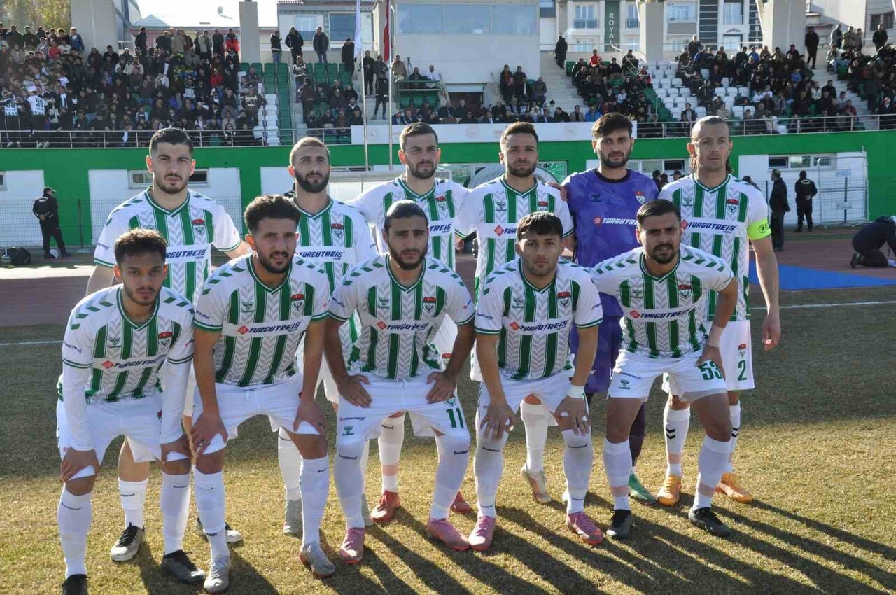 KARS 36 SPOR, BİTLİS 1916 SPOR MAÇININ HAKEMLERİ BELLİ OLDU(KARS-İHA)