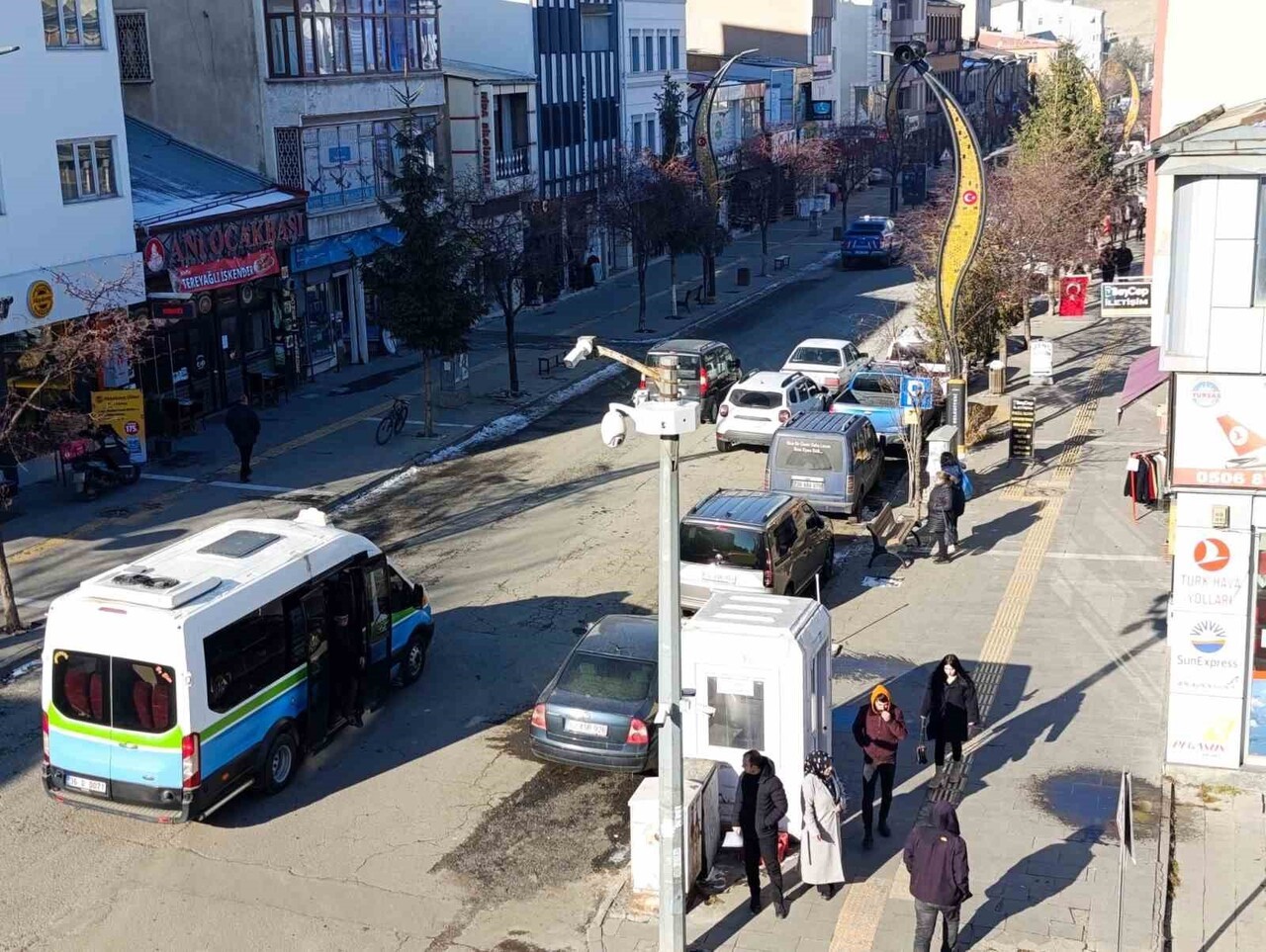 KARS’TA ARAÇ SAYISI REKORA KOŞUYOR(KARS-İHA)