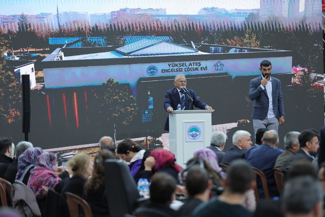 KAYSERİ BÜYÜKŞEHİR BELEDİYE BAŞKANI DR. MEMDUH BÜYÜKKILIÇ; 3 ARALIK DÜNYA ENGELLİLER GÜNÜ...