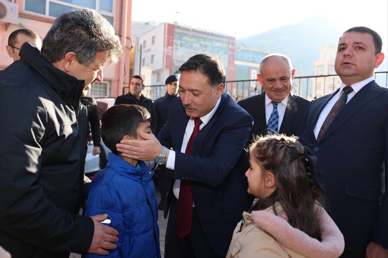 KAYSERİ VALİSİ GÖKMEN ÇİÇEK, İLÇE ZİYARETLERİ KAPSAMINDA YAHYALI İLÇESİNİ ZİYARET...