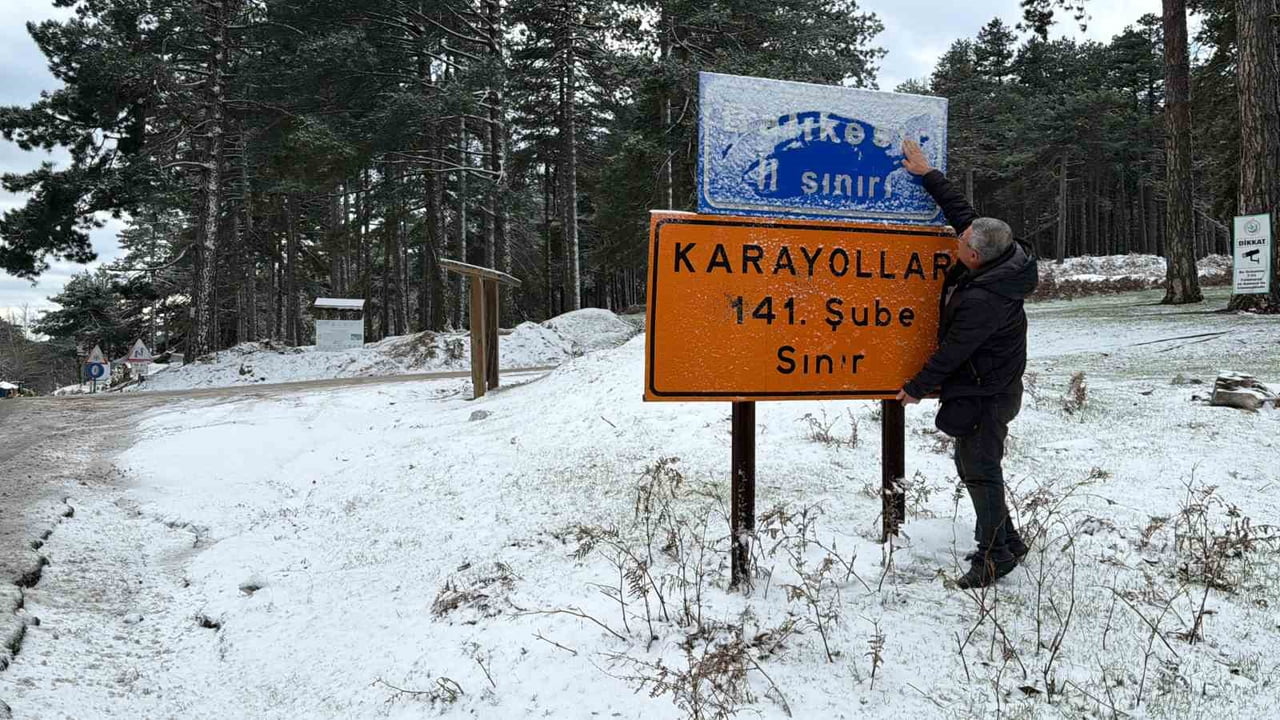 KAZDAĞLARI'NDA BEKLENEN KAR YAĞIŞI ETKİSİNİ GÖSTERDİ. DÜN AKŞAM SAATLERİNDE BAŞLAYAN YOĞUN YAĞIŞ...