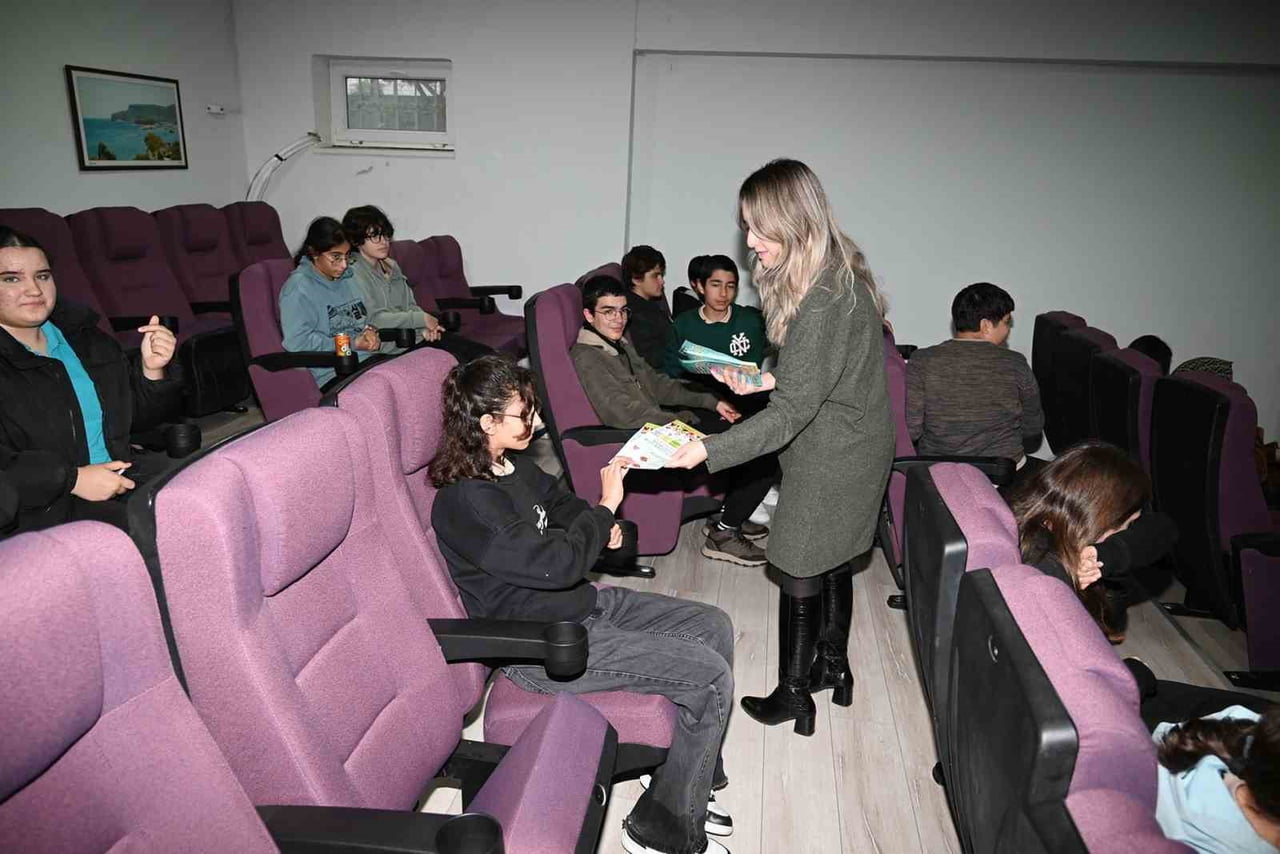 KEMER BELEDİYESİ İKLİM DEĞİŞİKLİĞİ VE SIFIR ATIK MÜDÜRLÜĞÜ TARAFINDAN, ÇEVRE BİLİNCİNİ ARTIRMAK VE...