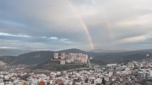 Kestel semalarında rengarenk gökkuşağı manzarası böyle görüntülendi
