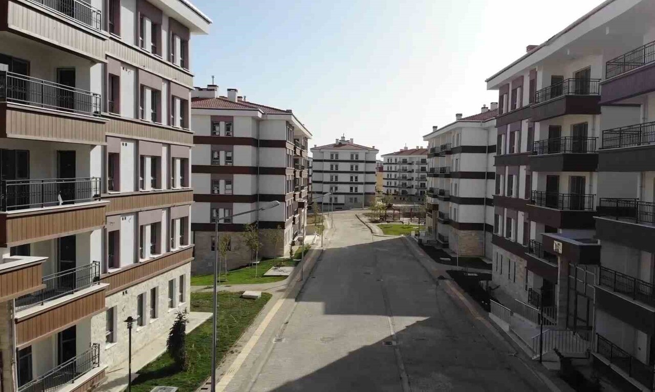 KIRIKKALE’DE GAYRİMENKULDE AMORTİSMAN SÜRESİNİN 12-13 YIL SEVİYELERİNE GERİLEMESİ, KONUT...