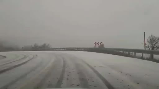 Kırklareli Mahyadağı bölgesinde kar yağışı: Yol trafiğe açık