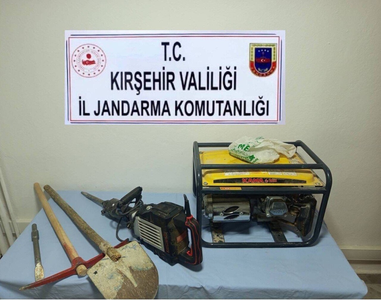 KIRŞEHİR İL JANDARMA KOMUTANLIĞI TARAFINDAN TARİHİ VE KÜLTÜREL VARLIKLARIN KORUNMASINA YÖNELİK...