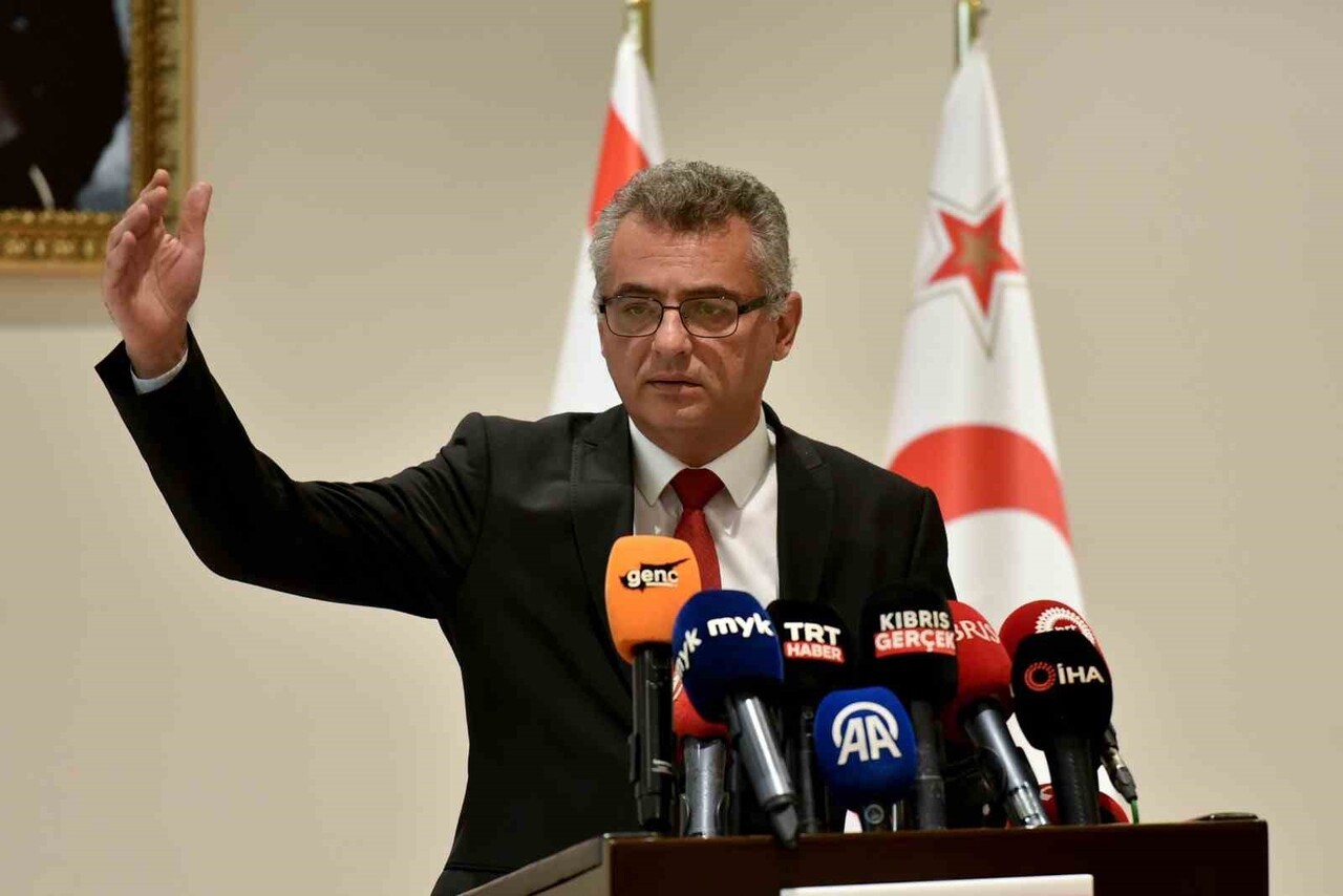 KKTC CUMHURBAŞKANI TUFAN ERHÜRMAN, BM GENEL SEKRETERİ'NİN KIBRIS KİŞİSEL TEMSİLCİSİ MARA ANGELA...