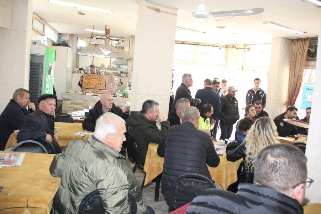 KOCAHIDIR MAHALLESİ KAHVEHANEDE GERÇEKLEŞTİRİLEN TOPLANTIDA, GÜVENLİK HİZMETLERİNDE VATANDAŞ...