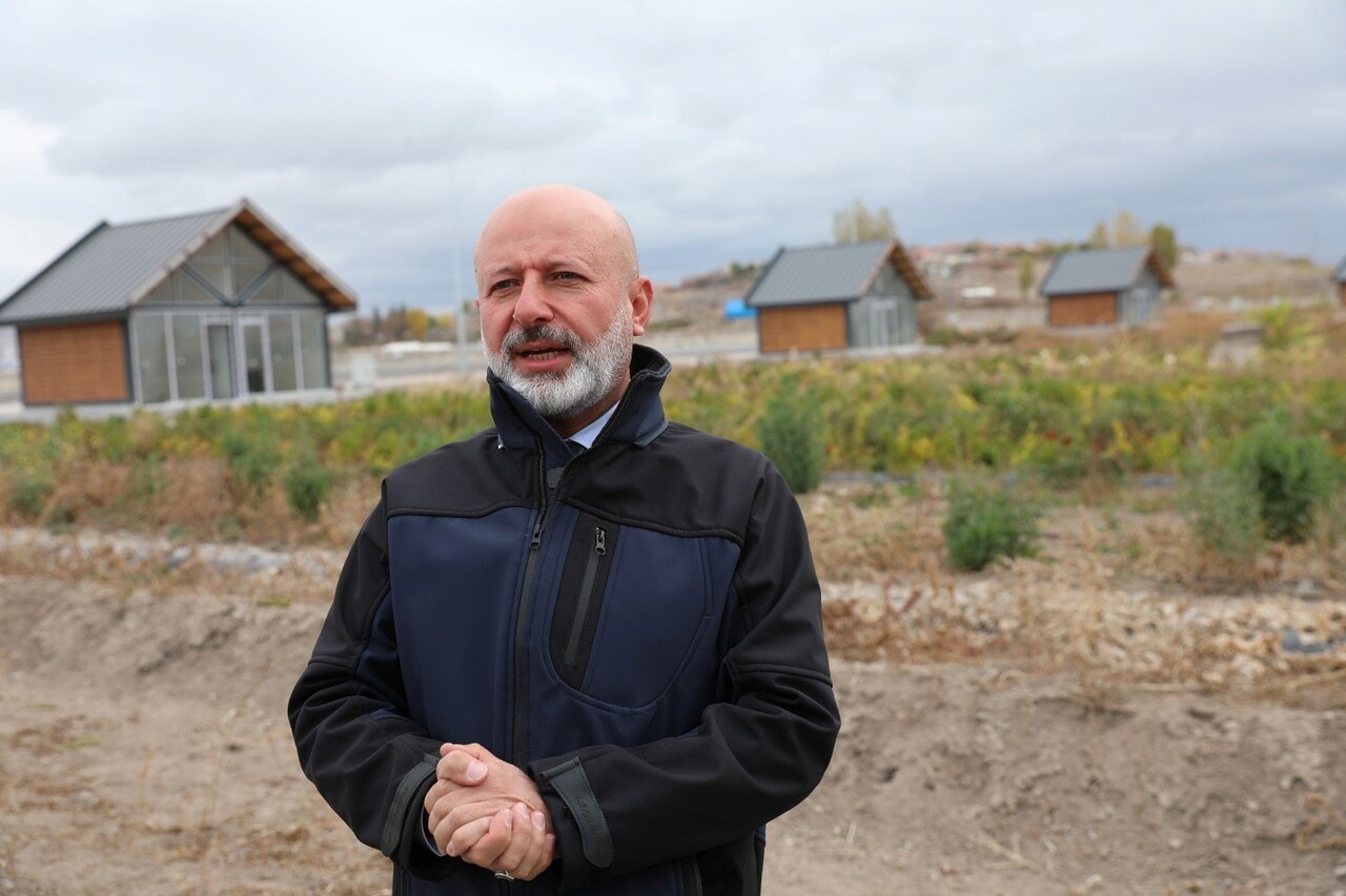 KOCASİNAN BELEDİYESİ’NİN ŞEHİR MERKEZİNDE HAYATA GEÇİRDİĞİ KADIN GİRİŞİMCİLERİ DESTEKLEME PROJESİ...