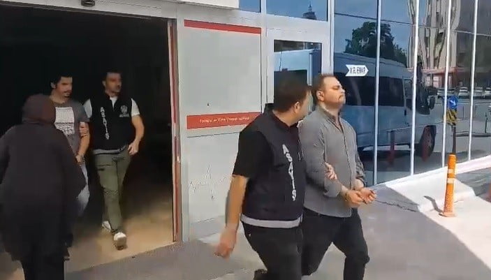 KONYA'DA ARALARINDA HUSUMET BULUNAN KİŞİNİN EVİNE YANICI MADDE ATMA İDDİASIYLA TUTUKLANAN AVUKAT...