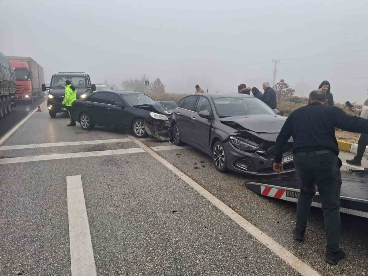 KONYA’NIN KULU İLÇESİNDE ETKİLİ OLAN YOĞUN SİS, GÜNLÜK YAŞAMI VE TRAFİĞİ OLUMSUZ ETKİLEDİ. SABAH...