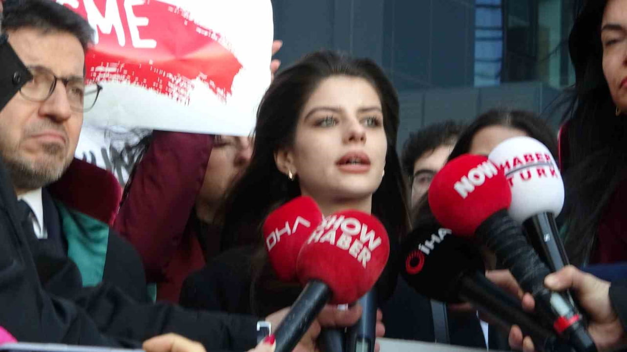 KÜÇÜKÇEKMECE'DE ESKİ POLİS MEMURU CEMİL KOÇ TARAFINDAN ÖLDÜRÜLEN VE CESEDİ BAVULLA YOL KENARINA...